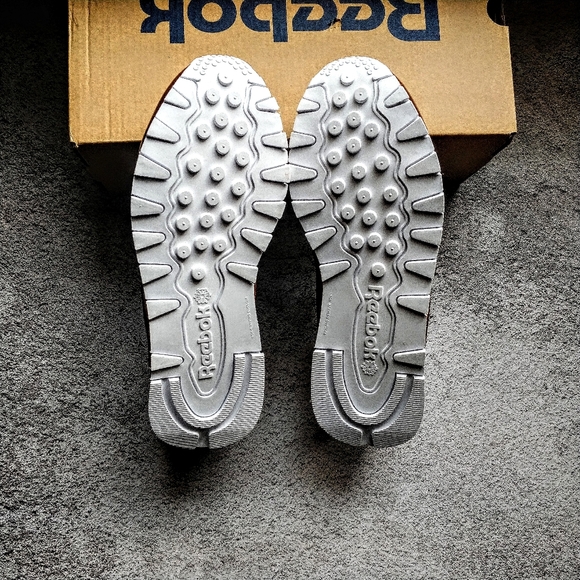 Reebok Classic Leather Sneakers Custom Colors - Picture 6 of 7